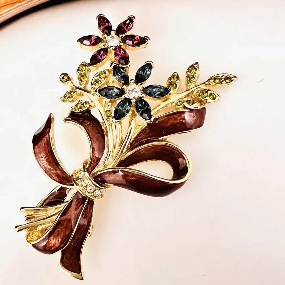 Vintage Enamel MONET Brooch Pink Blue Yellow Rhinestones Flower BOUQUET 1501